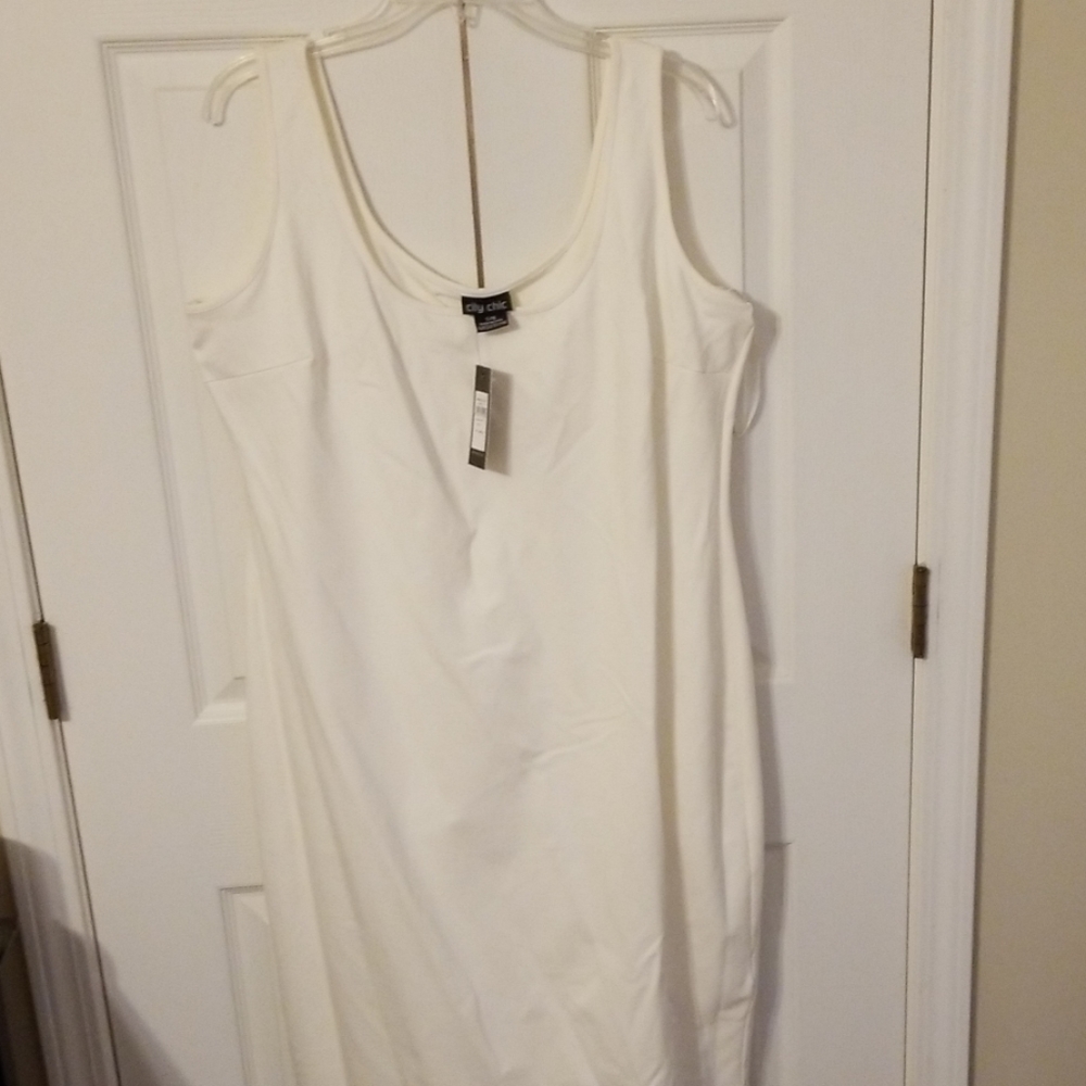 NEW - WITH TAGS CITY CHIC BODY-CON TANK DRESS